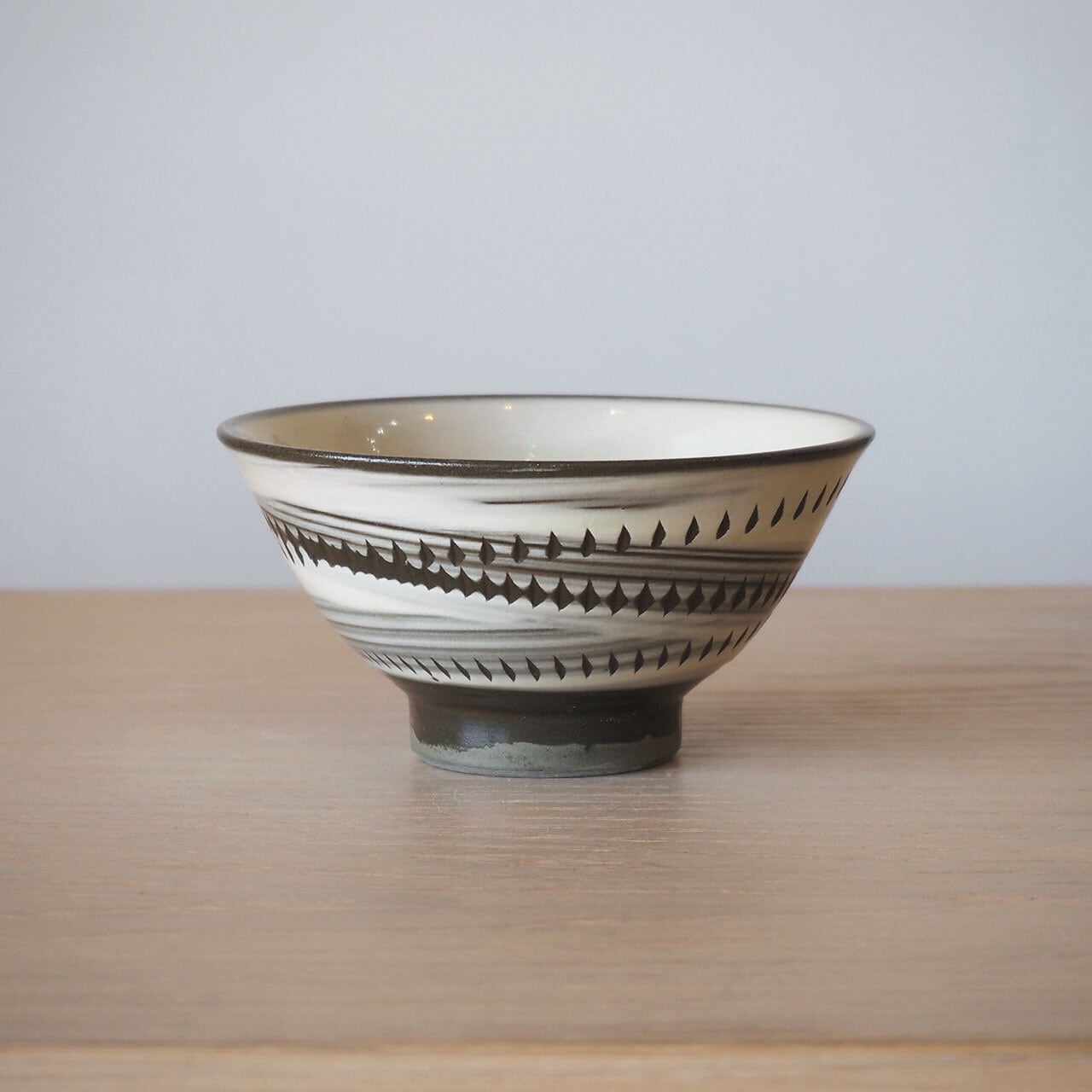 長谷川 義昭 織部 茶碗① Yoshiaki Hasegawa Oribe chawan (tea bowl