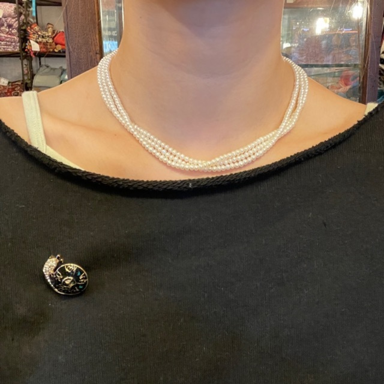 TOPANGA Jewelry Bijou art brooch Snails / ビジューアートブローチ カタツムリ プレゼント プチギフト ジャケット 帽子 バッグ ニット キラキラ アクセサリー かわいい ファッション小物
