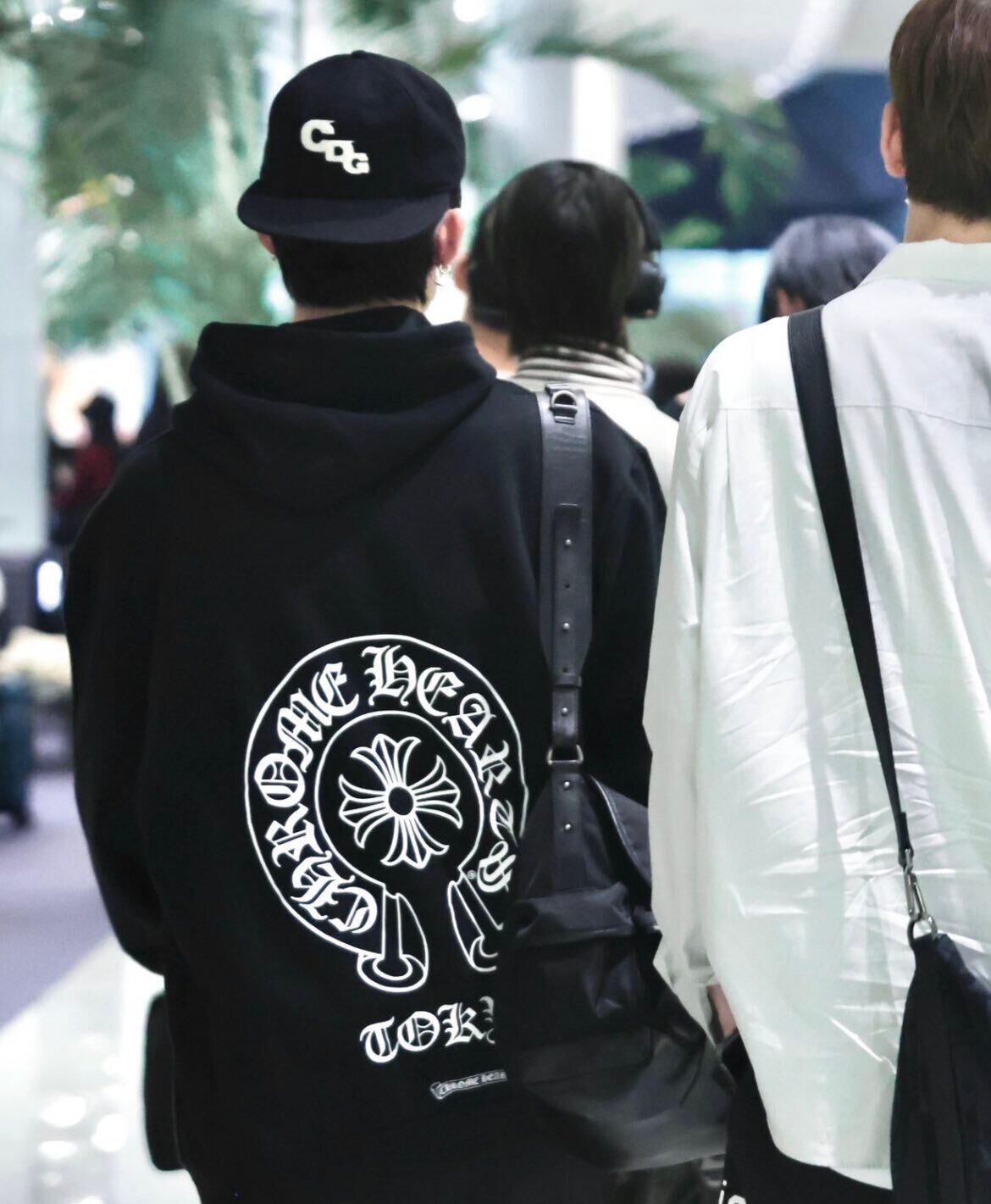 ☆TXT ヨンジュン 着用！！【YOUTH】Messenger Bag Ver.2 | Pay ID