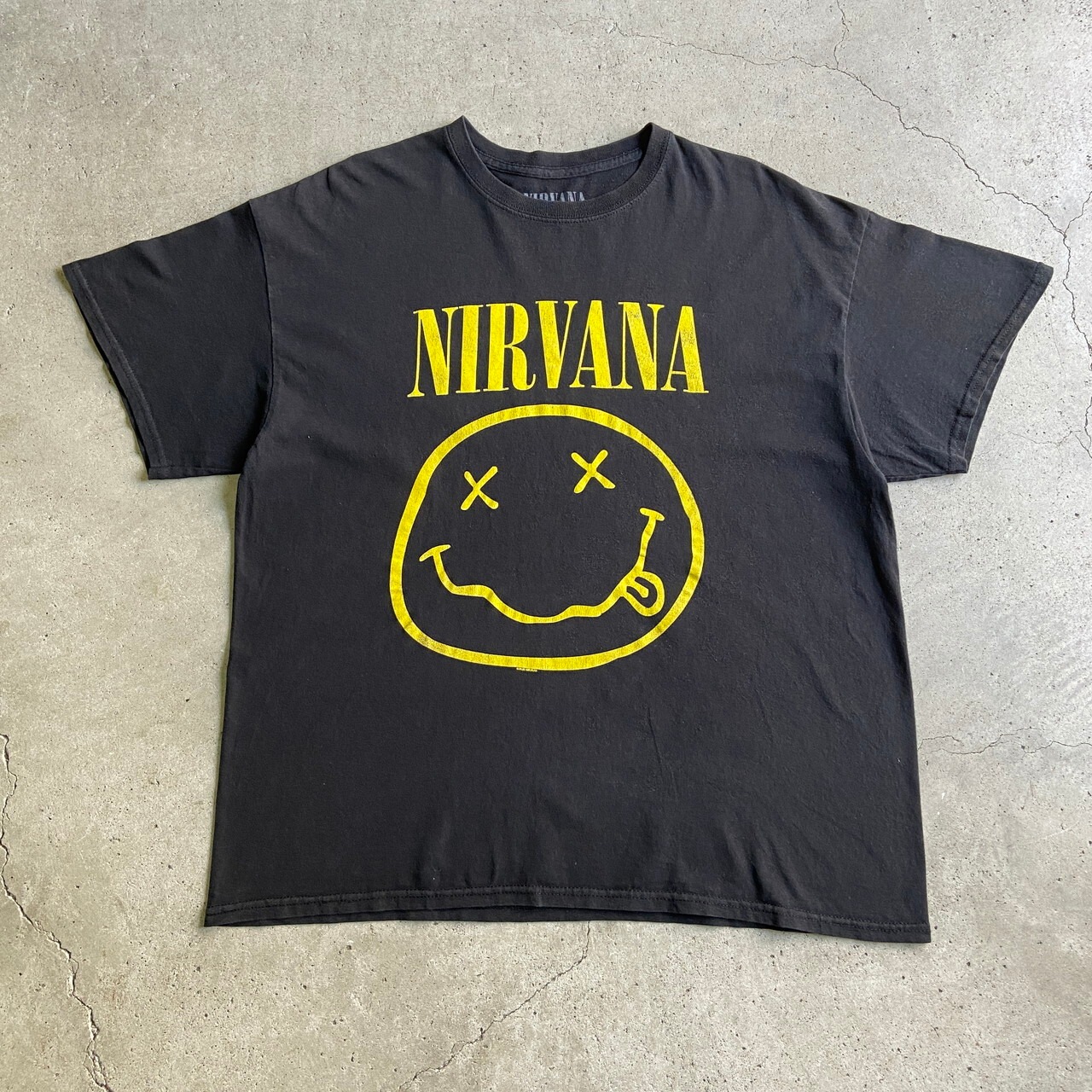 NIRVANA ニルヴァーナ スマイル バンドTシャツ プリントTシャツ メンズ 