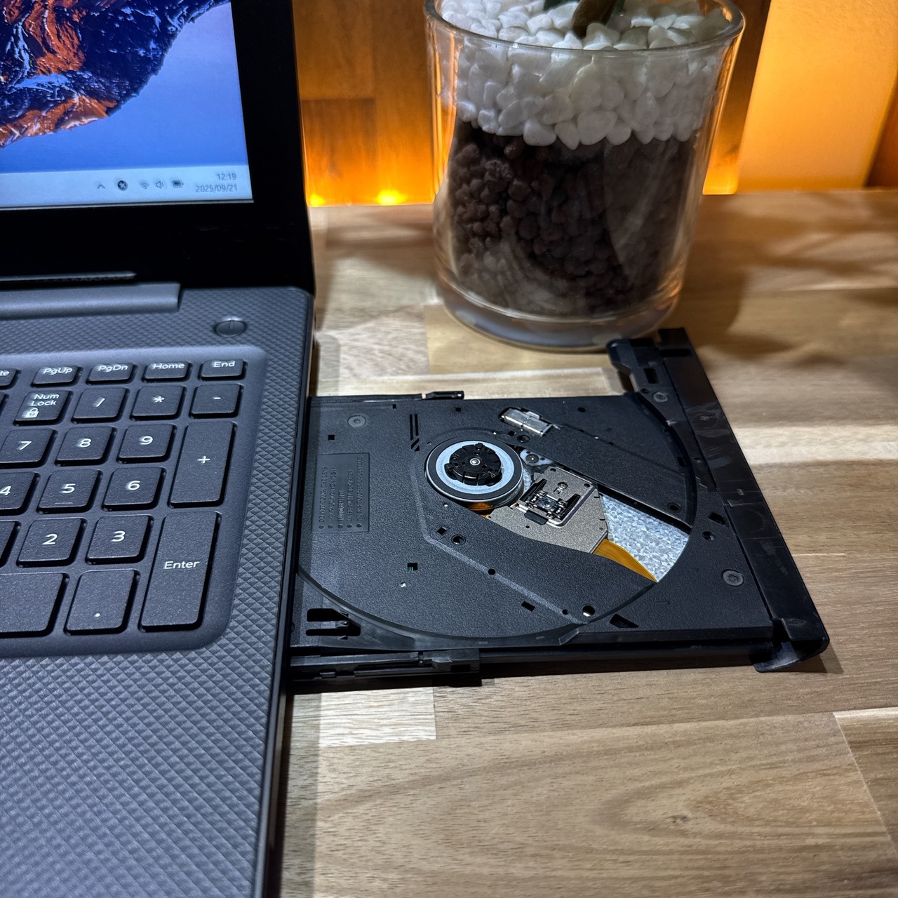 \ 公式ショップ限定価格❣️/ 高性能《ハイスペック》DELL Vostro 3591 最高峰i7 第10世代 メモリ16GB SSD512GB ノートパソコン 安心サポート&3ヶ月保証付き