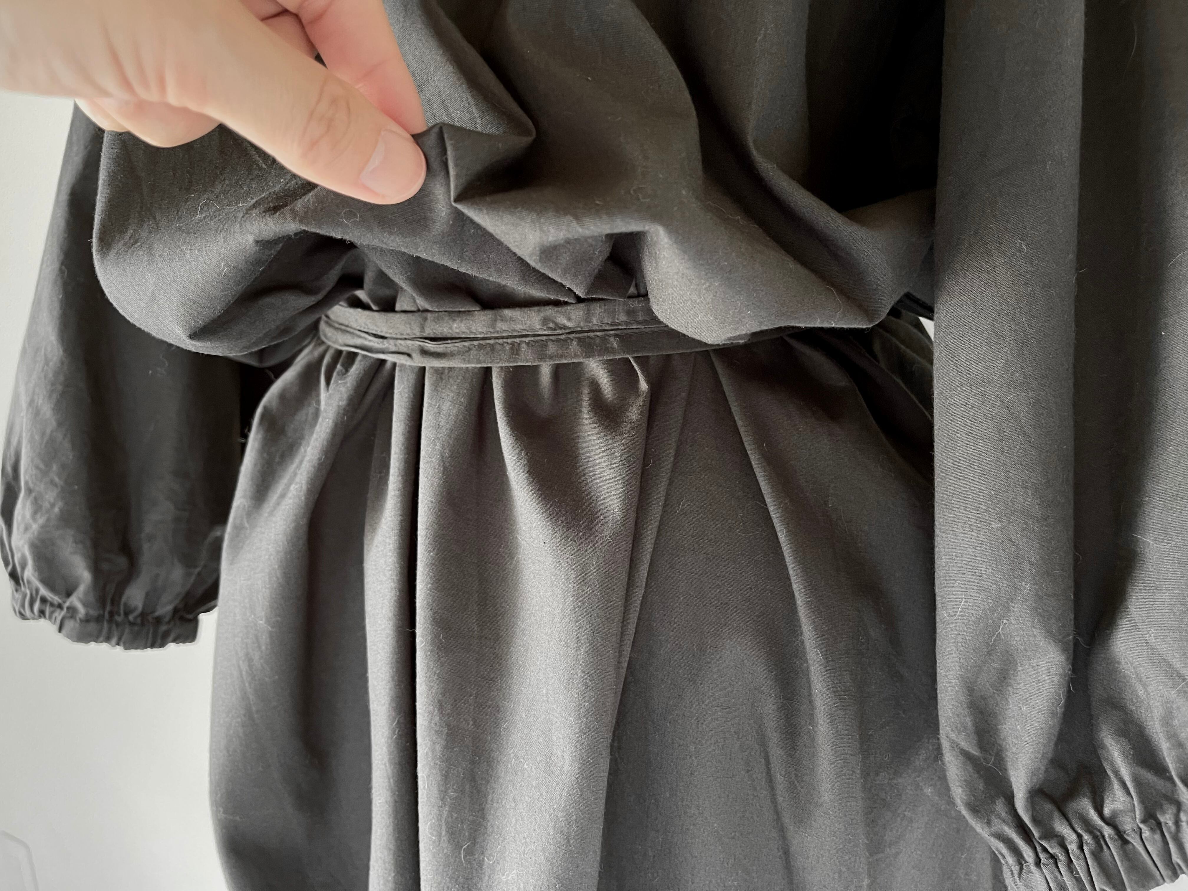 エプロンワンピース