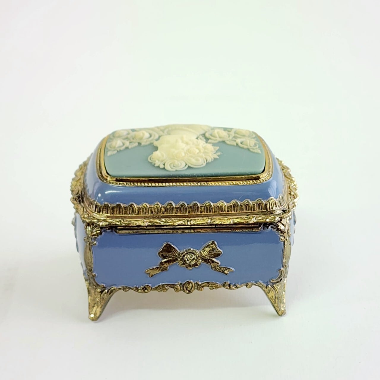 SANKYOU製 オルゴール付きジュエリーボックス「愛の賛歌」made inJapan