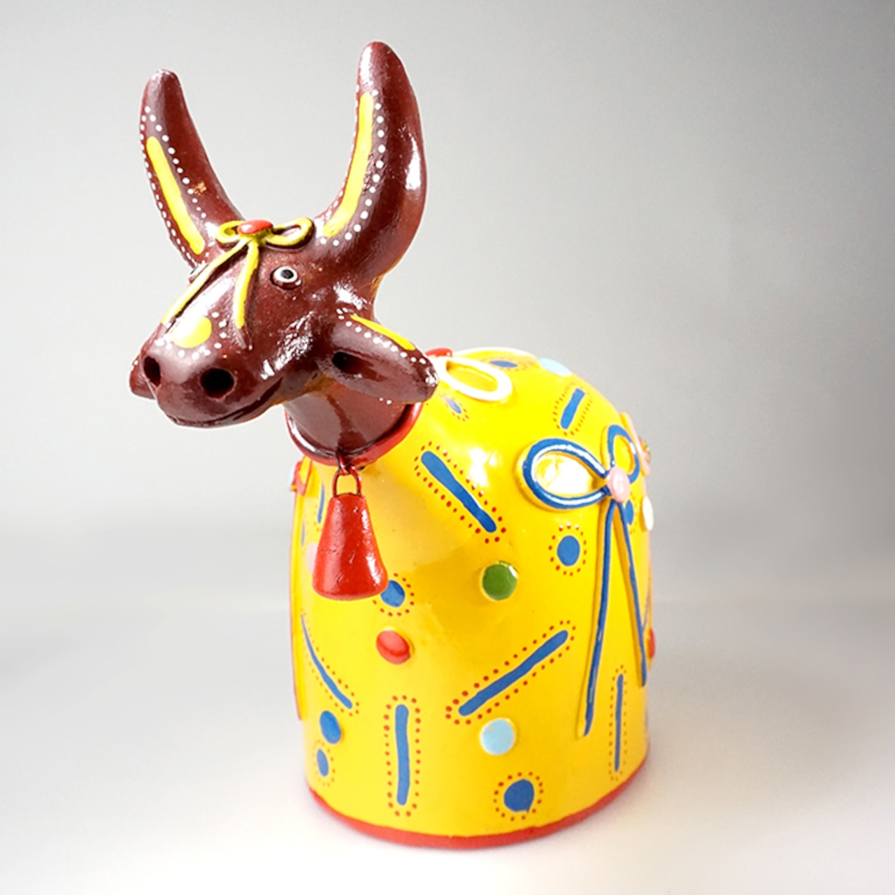 フォークアート 北東部 ブンバ・メウ・ボイ 黄色リボン