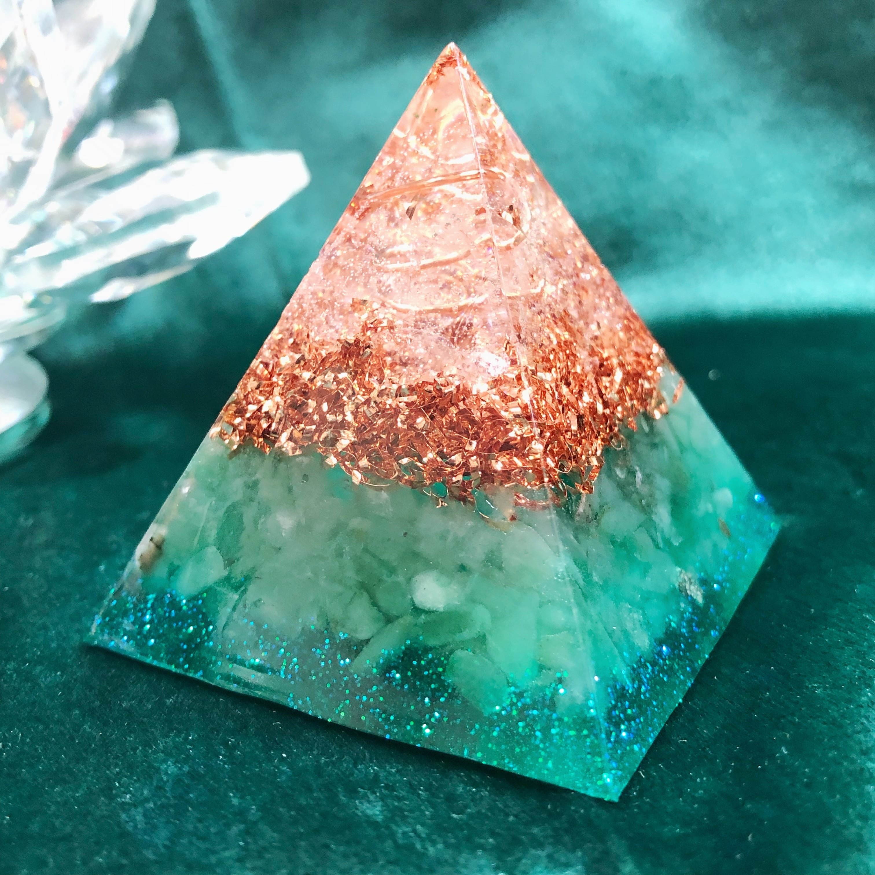 ドーム型オルゴナイト(中)（アベンチュリン入り）～自律神経を整える