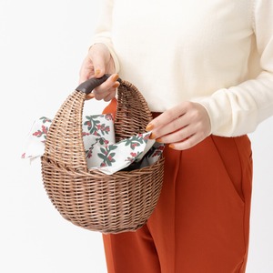 Basket bag with fur drawstring (charcoal)