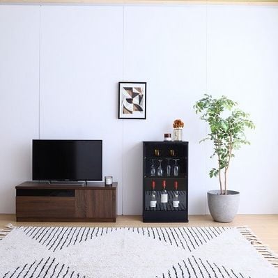 スタイリッシュ　モダン　三面　硝子　マット　ブラック　ショーケース　三段 スタイリッシュ モダン 三面 硝子 マット ブラック ショーケース 三段