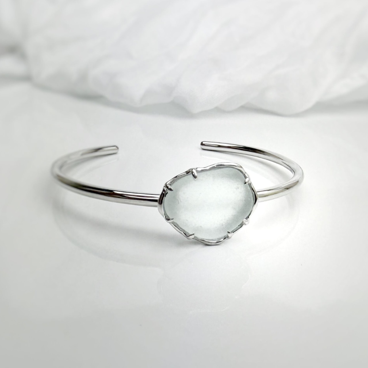 Horizon / Sea Glass Bangle Rough