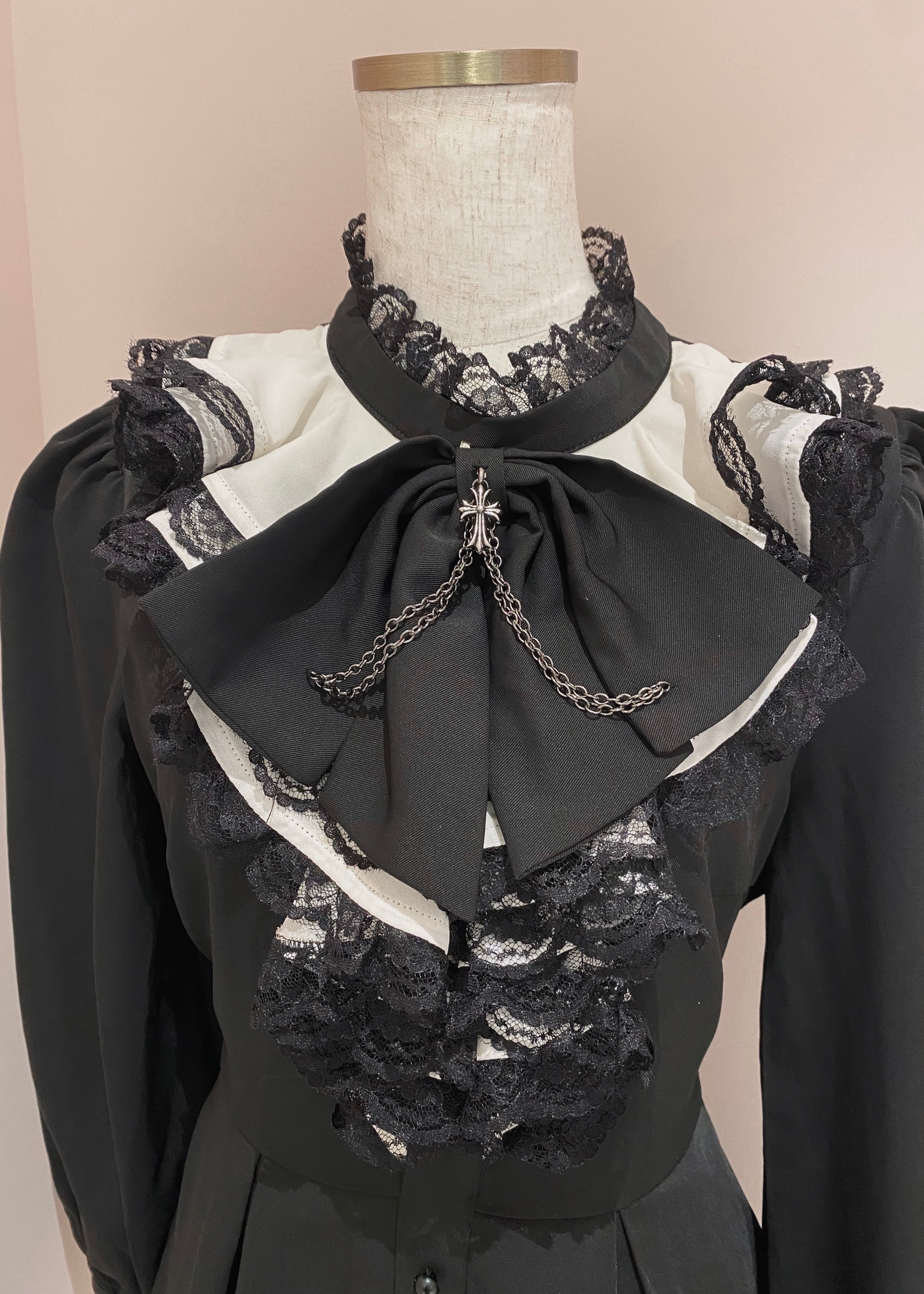 ManonMimie】Front-Frill Gothic All-in-One | Manon Tokyo 