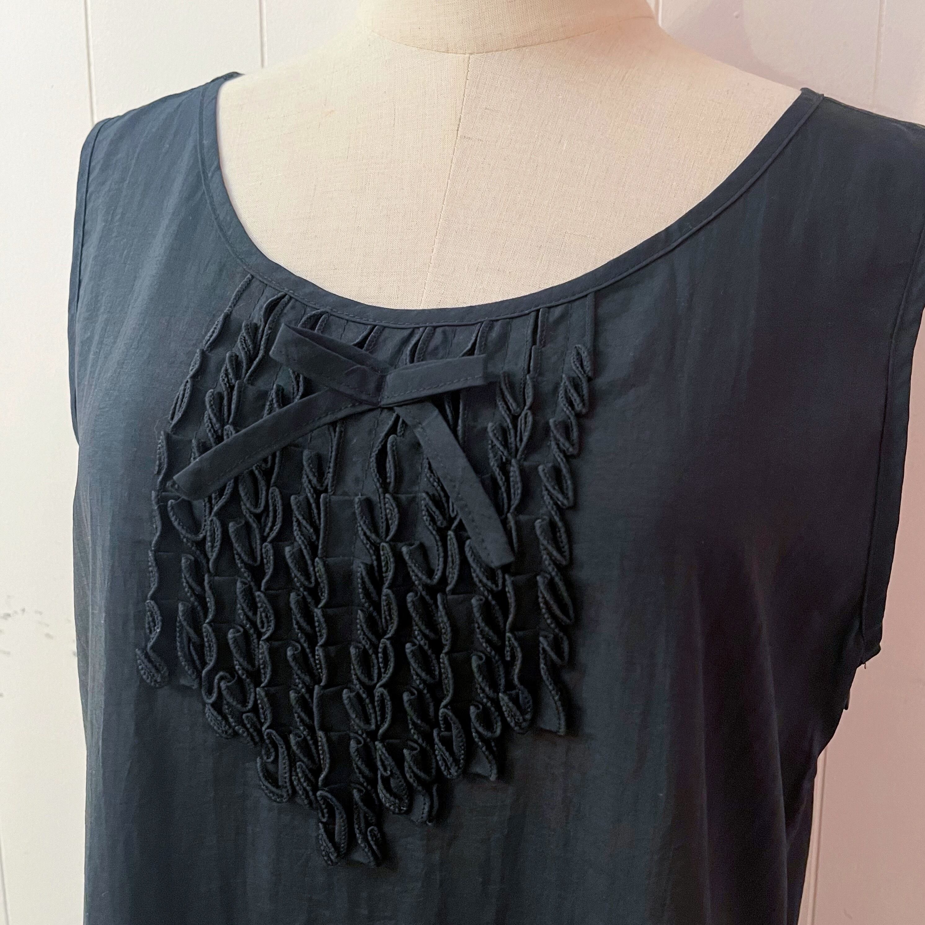 black frill ribbon jumper skirt