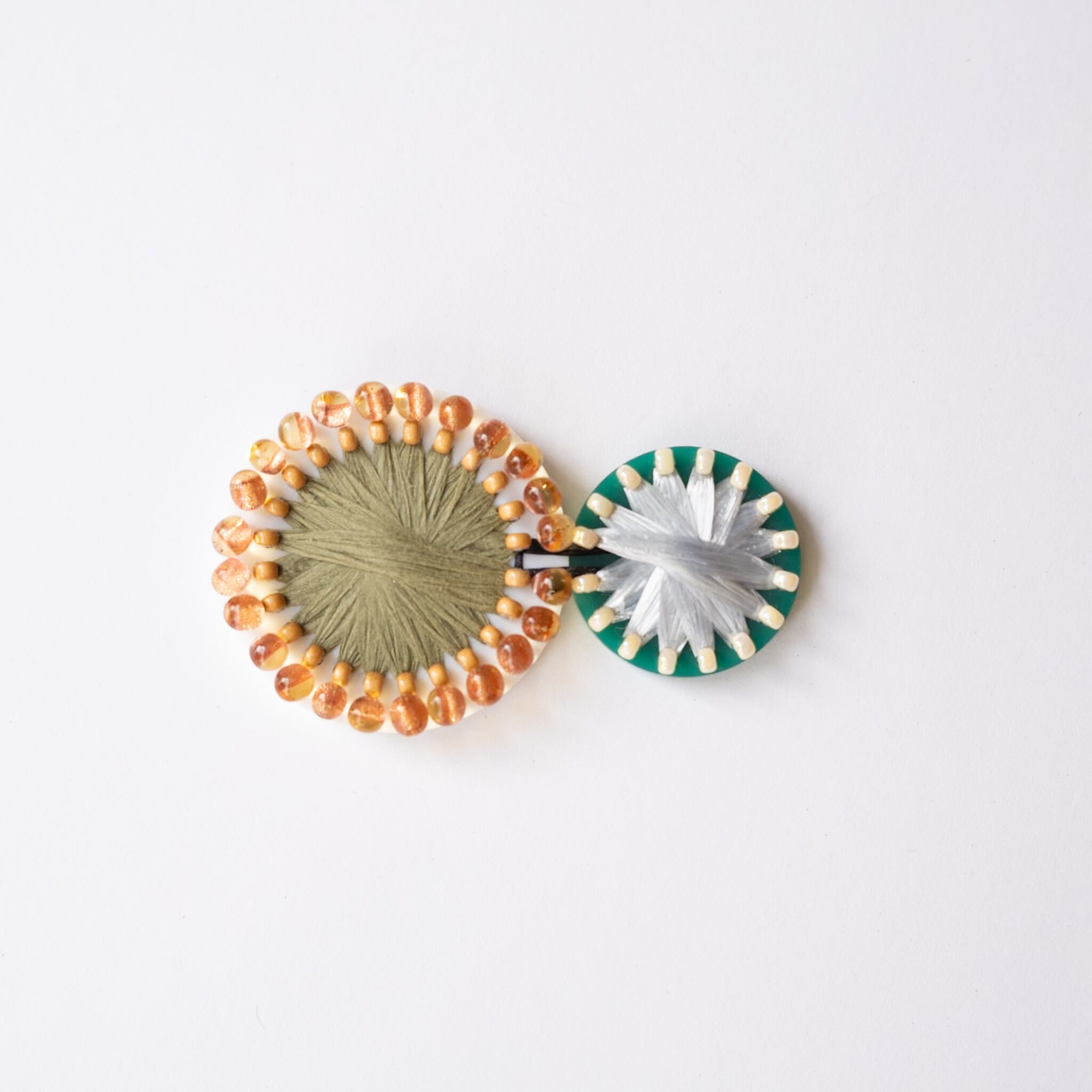 Φ30+Φ20 connect brooch [01]