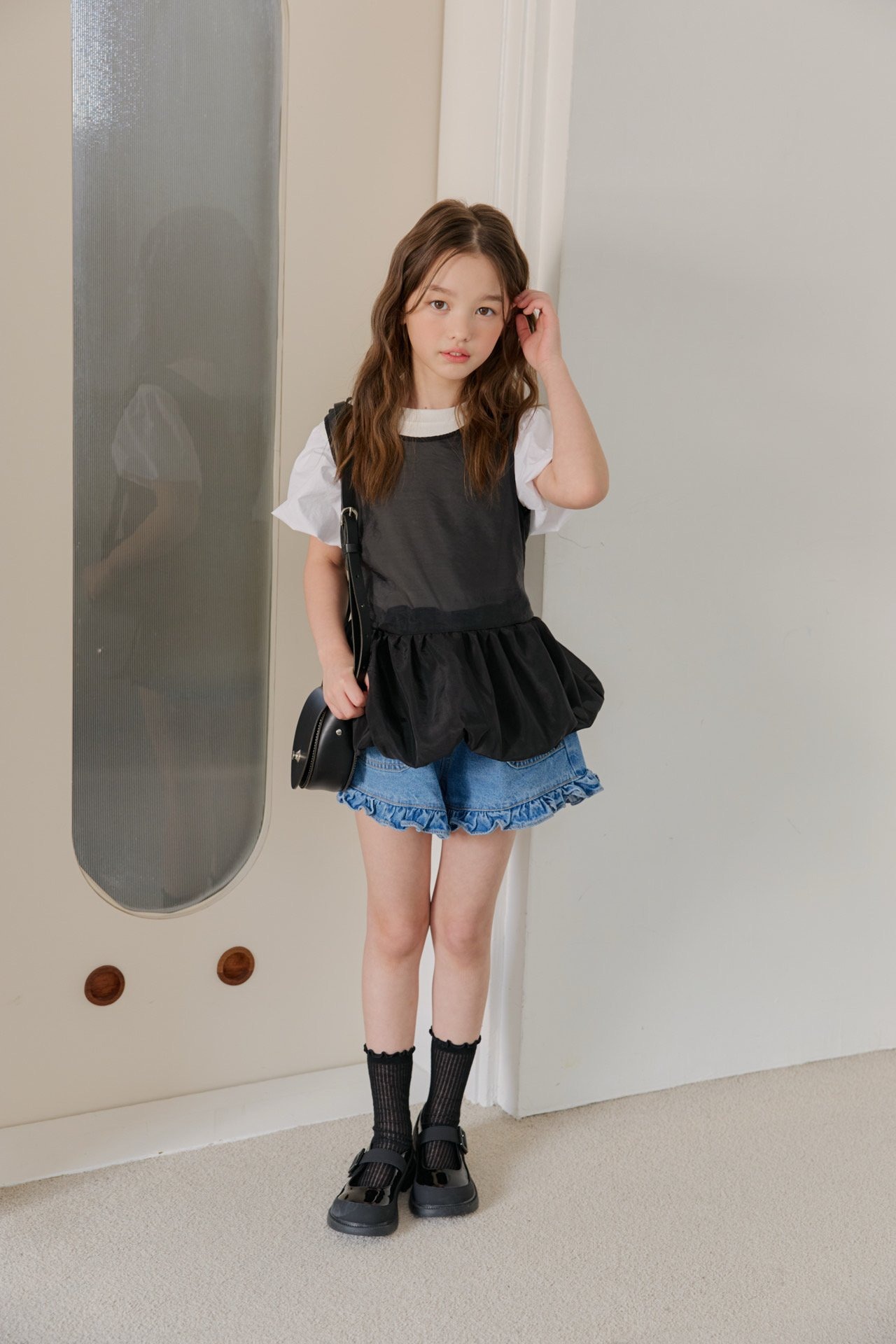 [DOREDORE] Frilled Banding Shorts / [도레도레] 프릴밴딩반바지