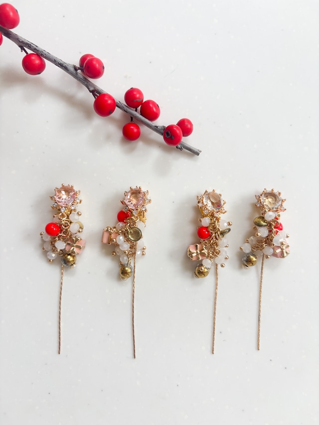 クリスタルプレゼントロングイヤリング