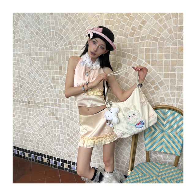 Hottieオリジナル白兔ぬいぐるみ2WAYバッグ