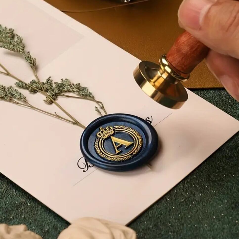 アメリカ製 輸入 ピンク ラバースタンプ マウント済『王冠を被った