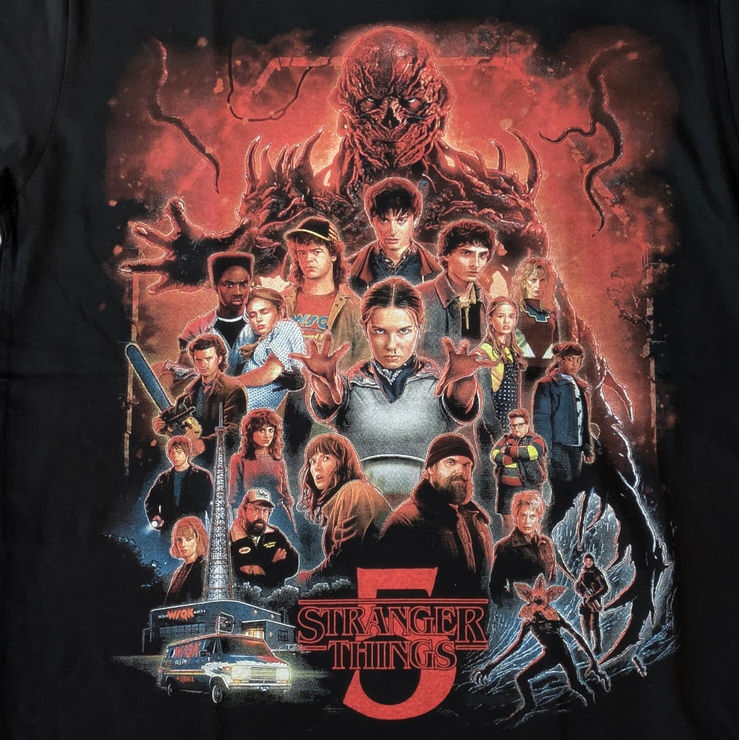 【 Stranger Things / ストレンジャーシングス  】ストレンジャーシングスSeason5 広告PRイラストデザイン / Tシャツ〚アメリカン雑貨 アメトイ〛