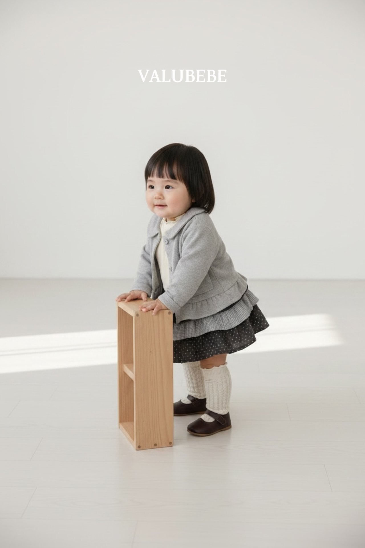 送料無料【予約】/ フリルチュリージャケット /valubebe