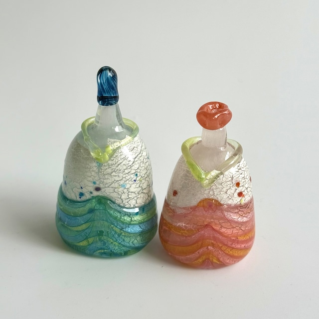 佐々木みどり ガラスのお雛様セット 桜【台・屏風・敷物・飾り・箱付き】