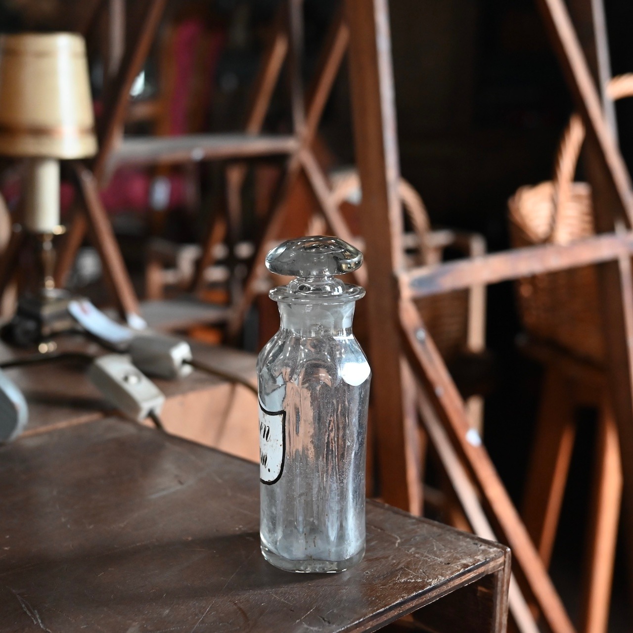 Medicine Bottle / メディシン ボトル【A】〈薬瓶・ボトル・ブロカント・花瓶・ディスプレイ・アンティーク・ヴィンテージ〉113420