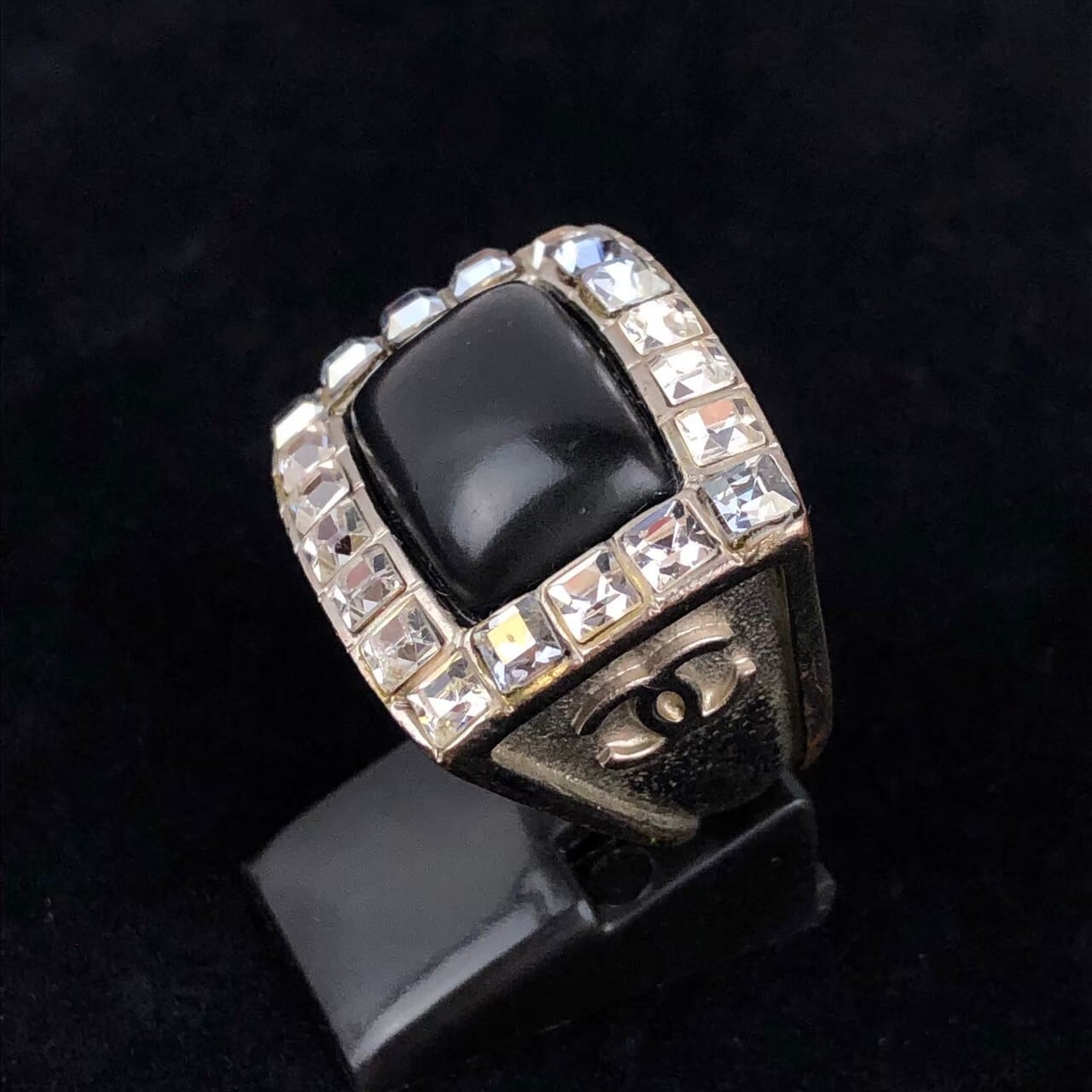 中古】シャネル CHANEL ブラック ラインストーン リング | 小牧まるみ商店