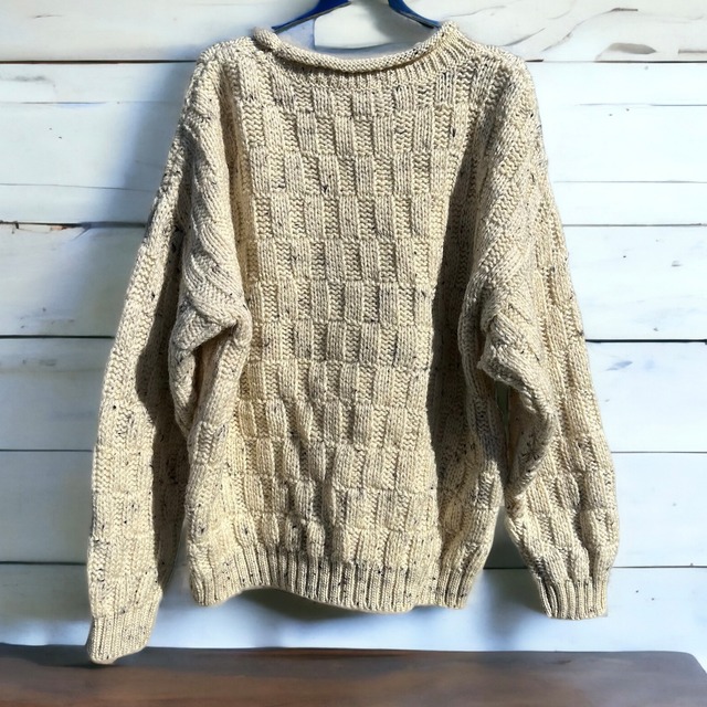Tractor hand knit size8/10