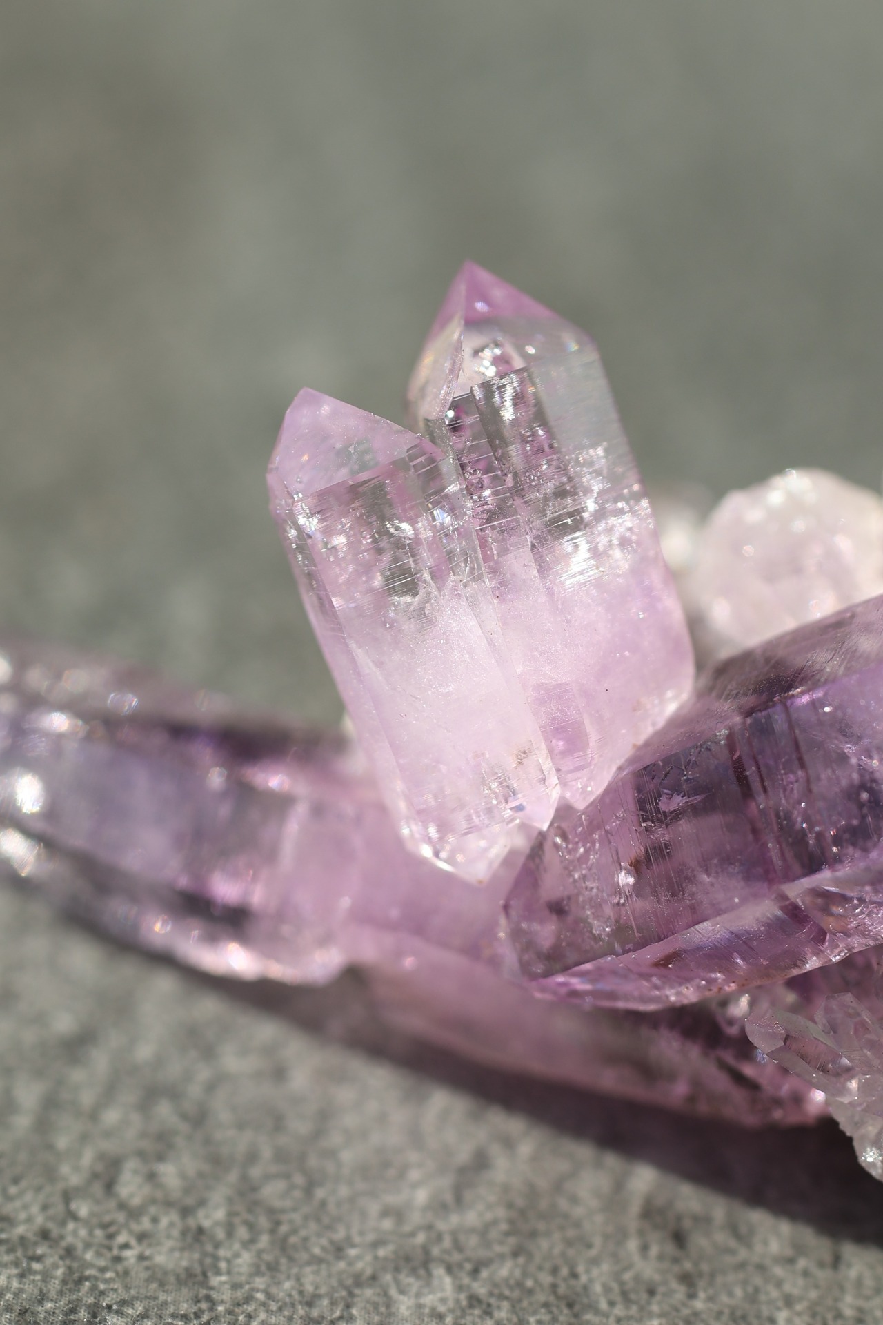 ベラクルスアメジスト「雫きらり」Veracruz Amethyst | 天然石 原石 鉱物 パワーストーン | st00436