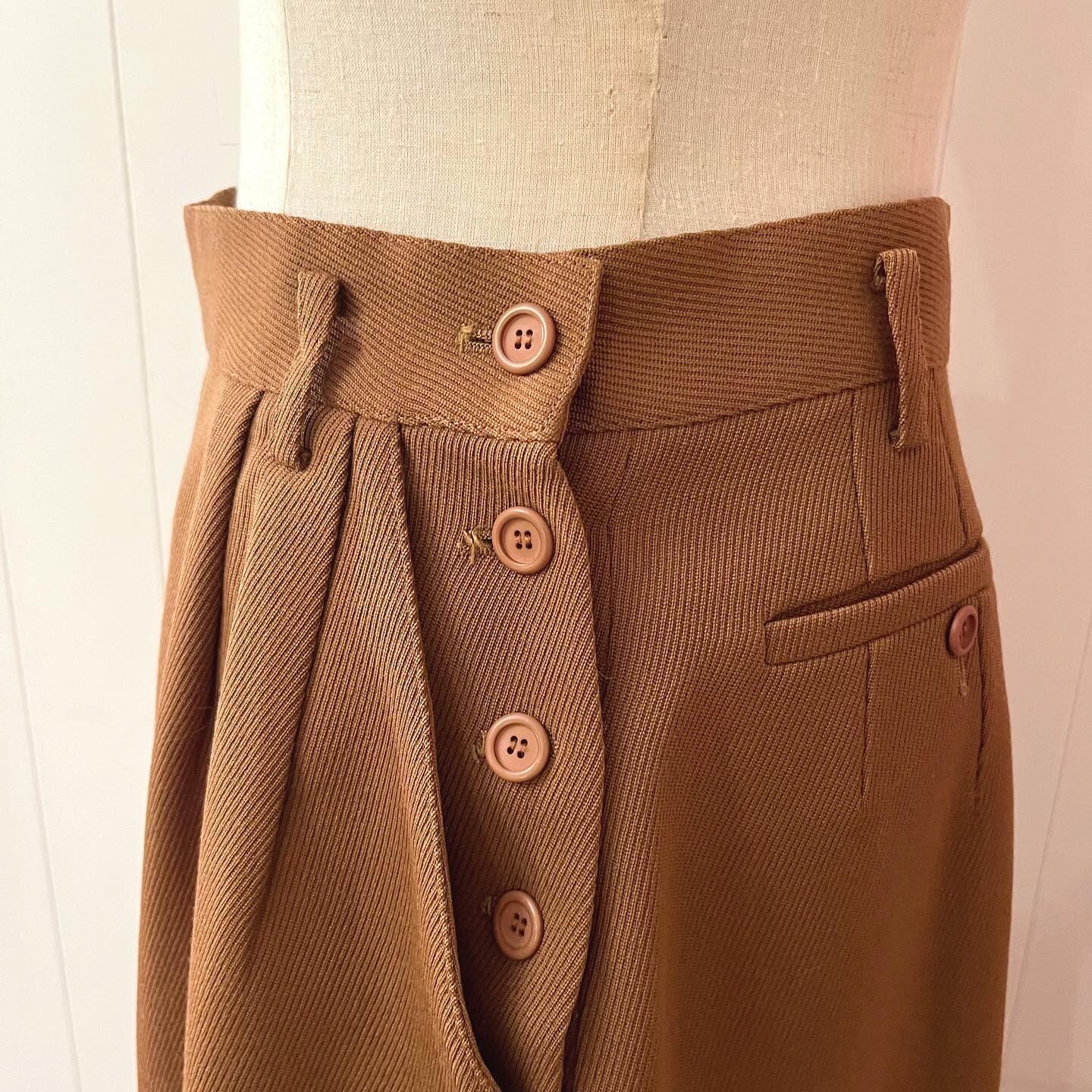 Christian Dior sports / brown half pants