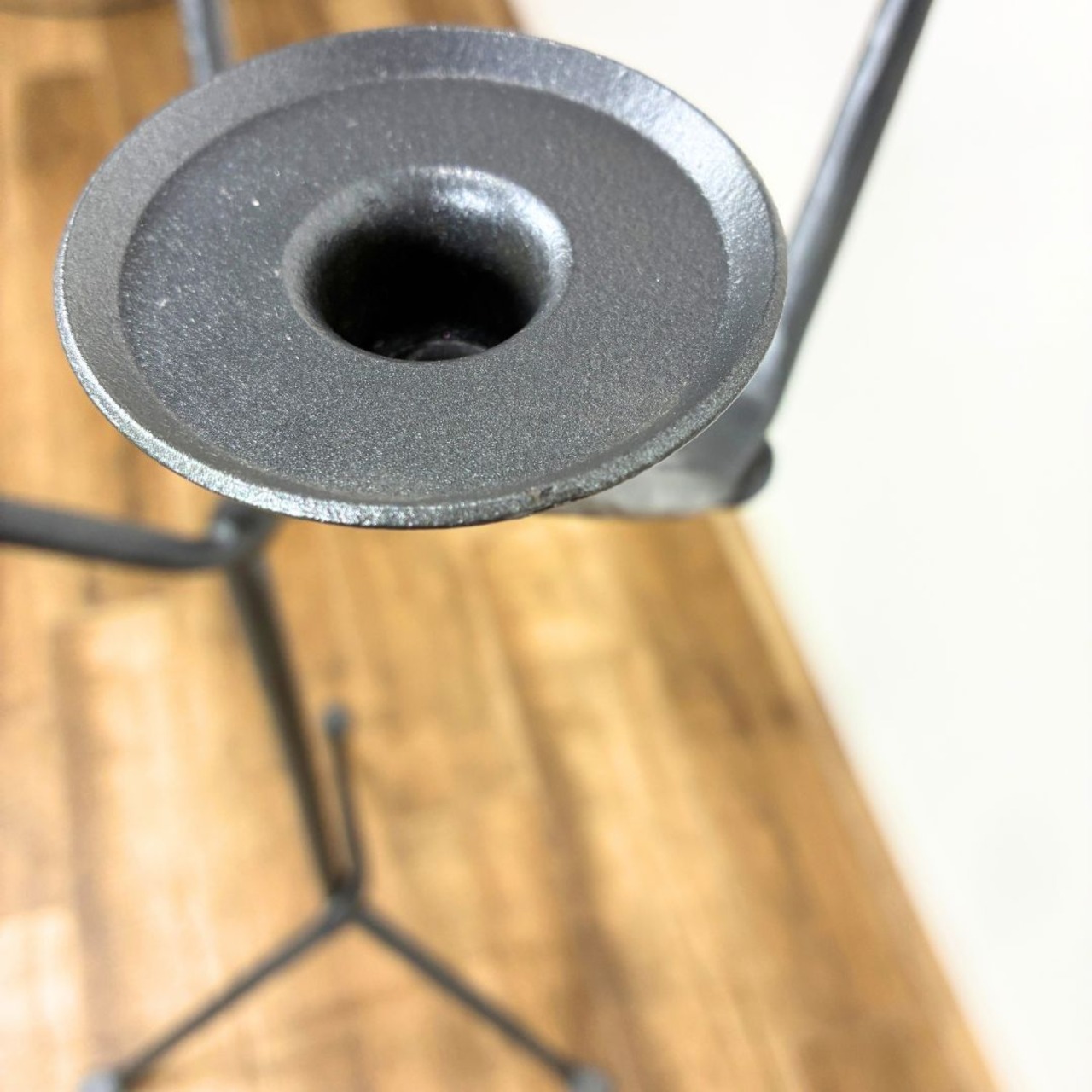 MAGIS Officina Floor candle holder マジス オフィチーナ フロアキャンドルホルダー キャンドルホルダー キャンドル デザイナーズ家具 イタリアンモダン ブラック系【展示品】【250サイズ】