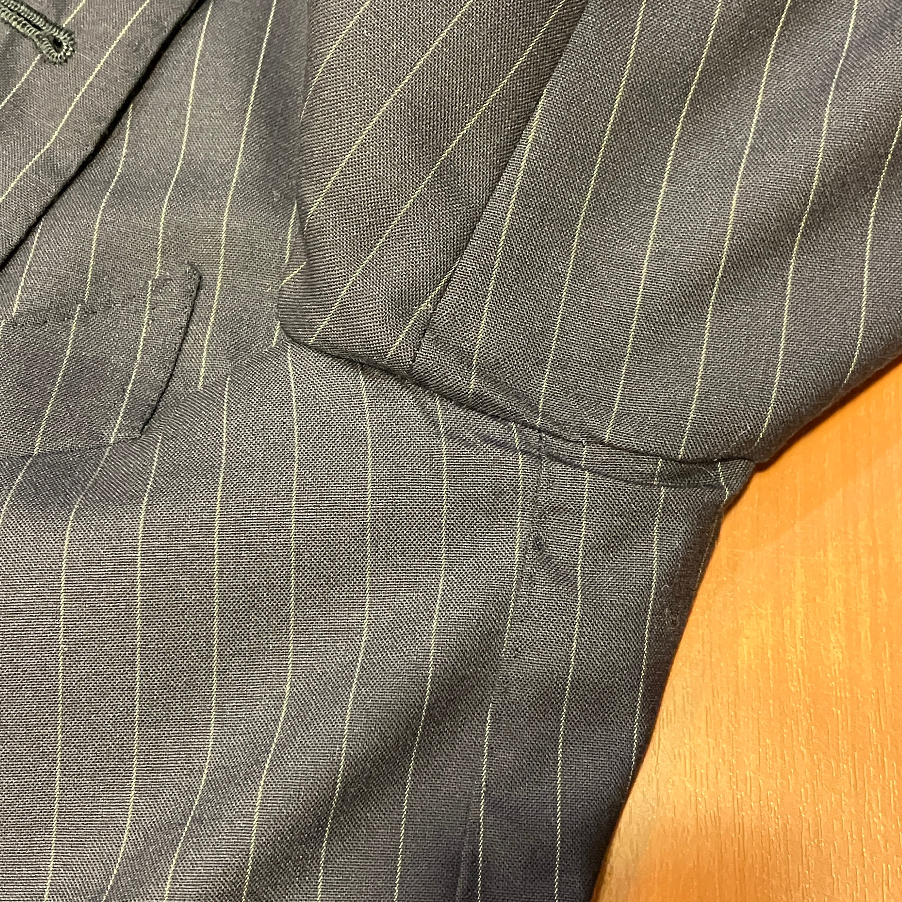 DALCUORE STRIPE SUIT《44》 | safarionline