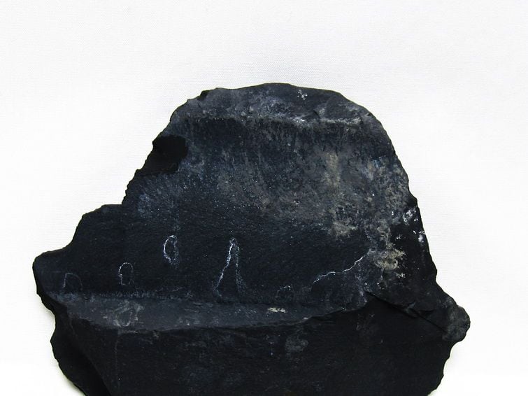 ブラックシリカ 原石 一点物 181-4416 | 天然石・パワーストーンの東昇