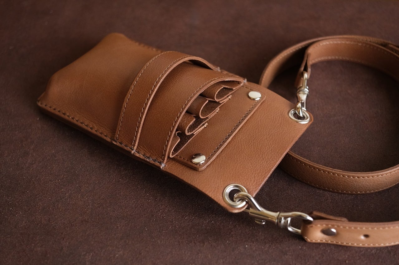 4丁差し　シザーケース コンパクトサイズ　ライトキャメル 4丁差し シザーケース コンパクトサイズ ライトキャメル 4丁差し