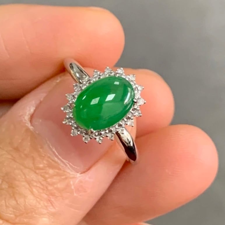 本翡翠指輪 リング k18 ミャンマー産 ロウカン 最高級 無含浸 無着色  