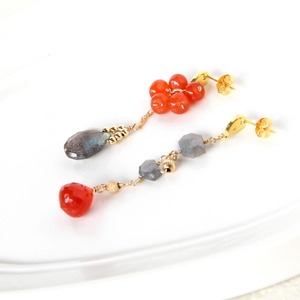 14kgf/カーネリアンxラブラドライト アシンメトリースタッドピアス