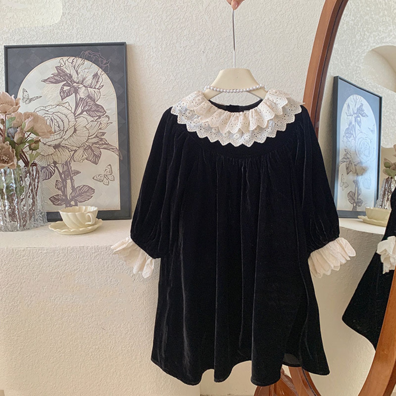 春レース裾ベルベットワンピース