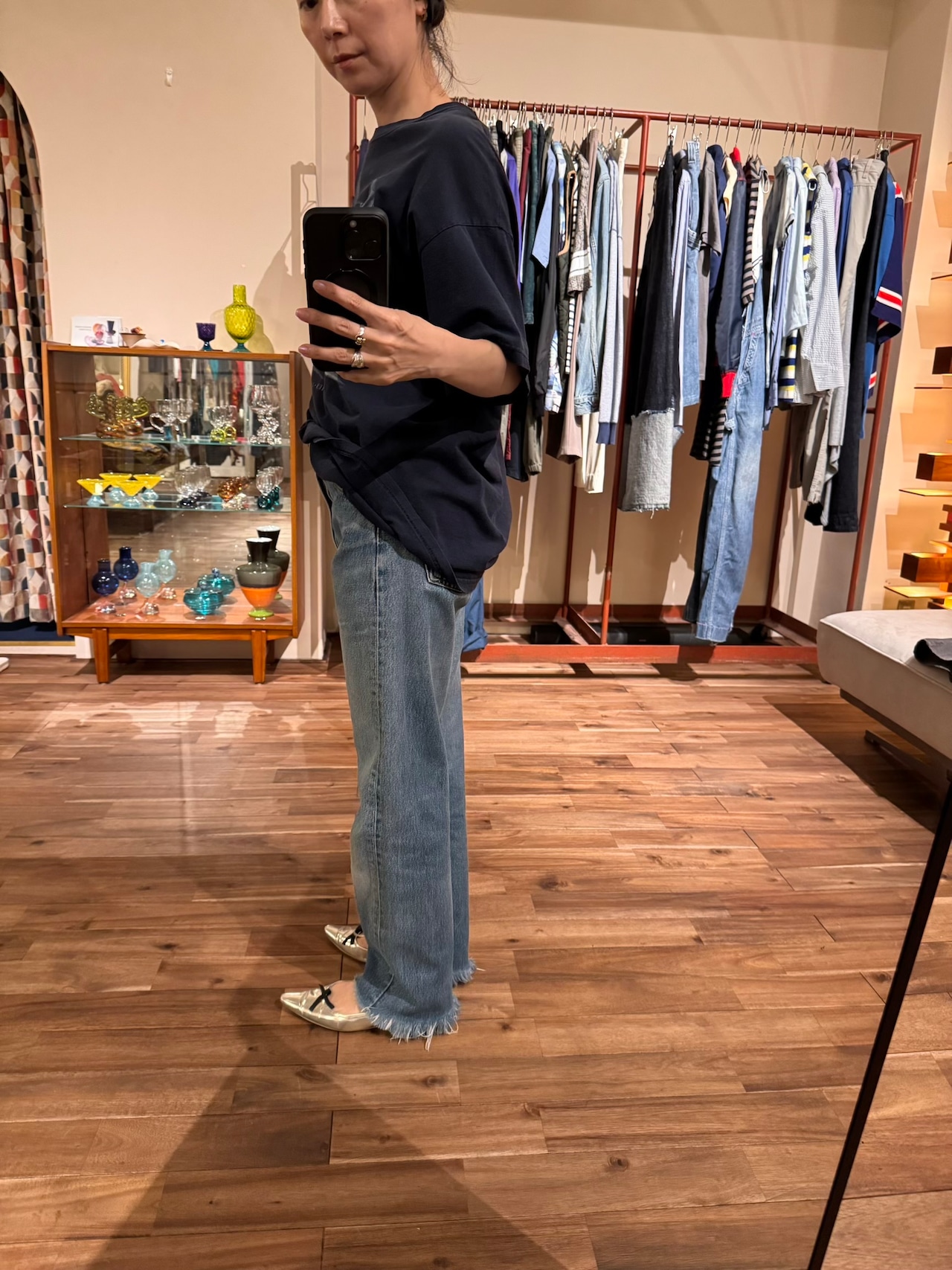 90's Levi's 501 Cut-off Denim / MADE IN UK (Button 311)（94年製 リーバイス 501 イギリス製 / 裾カットオフ）