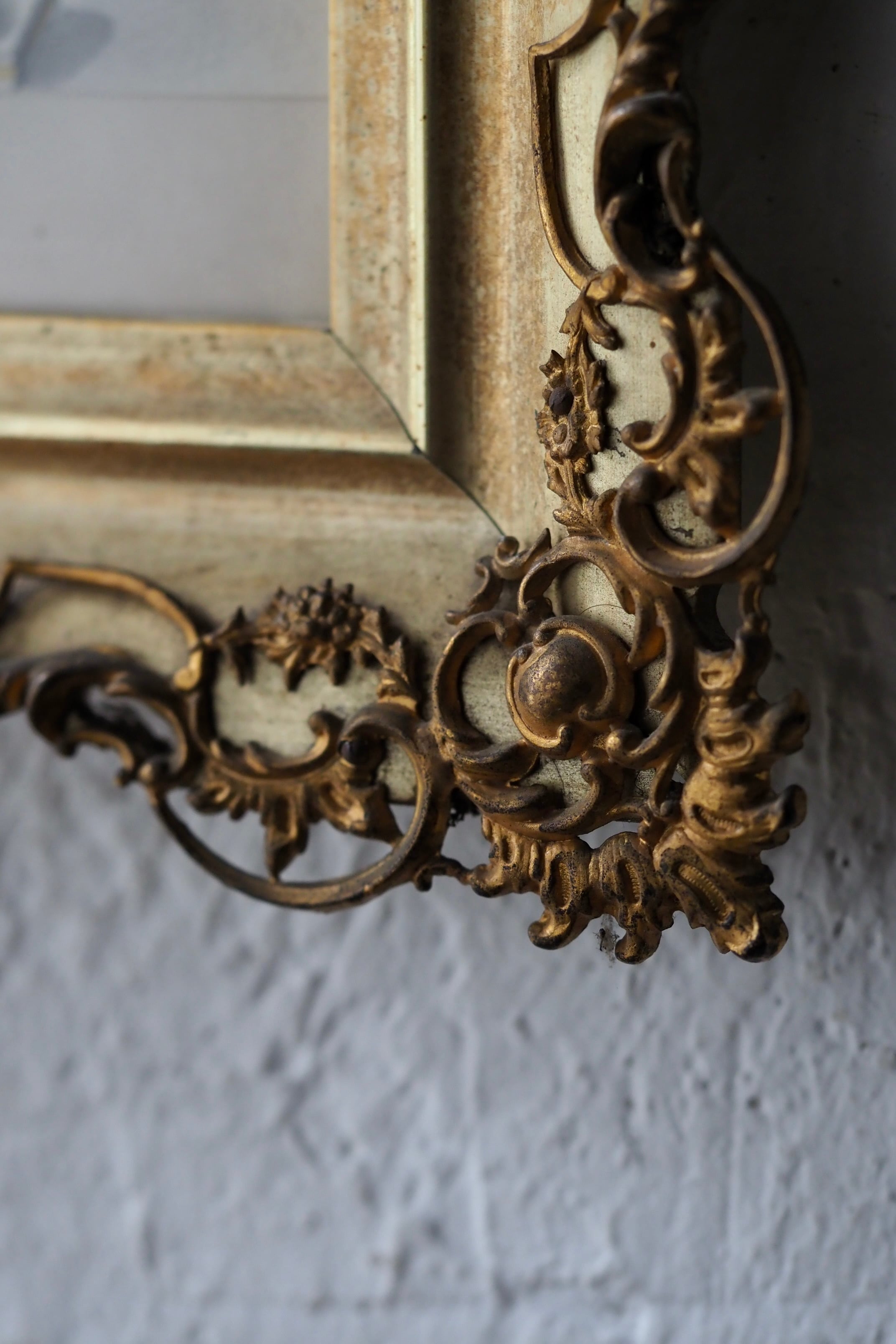 壺と花 オルモル装飾額 No.2-antique gilt bronze frame