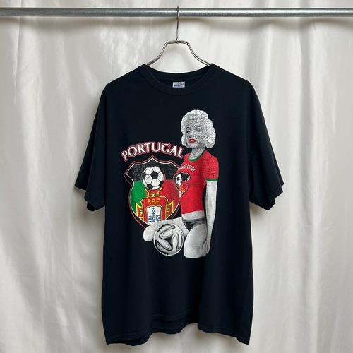 サッカー　スポーツ　マリリンモンロー　雰囲気系　Tシャツ　XL