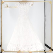 フラダンス 衣装 CC Fashions CCファッション ワンピース ドレス ホワイト系 ハワイ製 ワンカラー フリル かわいい 華やか 明るい きれい 上品 白 ハワイアン アロハ ハワイアンプリント フラ ダンス レッスン 練習 フラワー