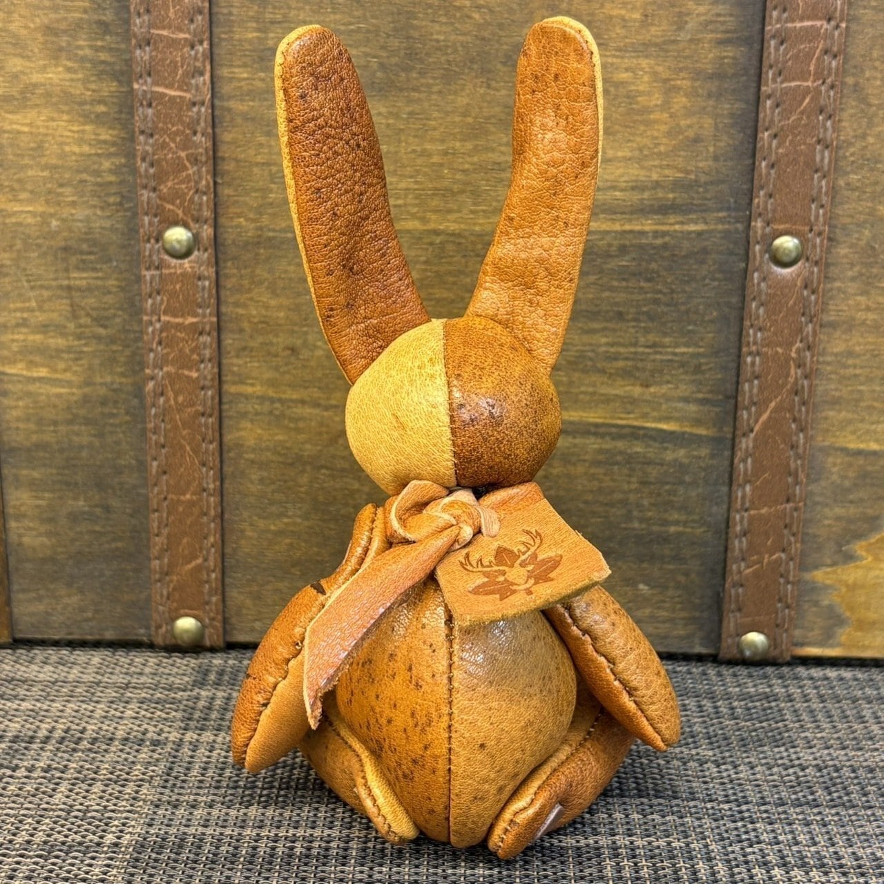 【ジビエレザー鹿革】ベルラビ★マイスターの手作り「ベルズラビット」ワイルド革キャメル系　写真の1点販売です