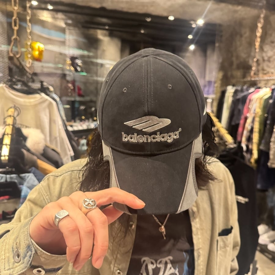 BALENCIAGA】Cap | AYIN