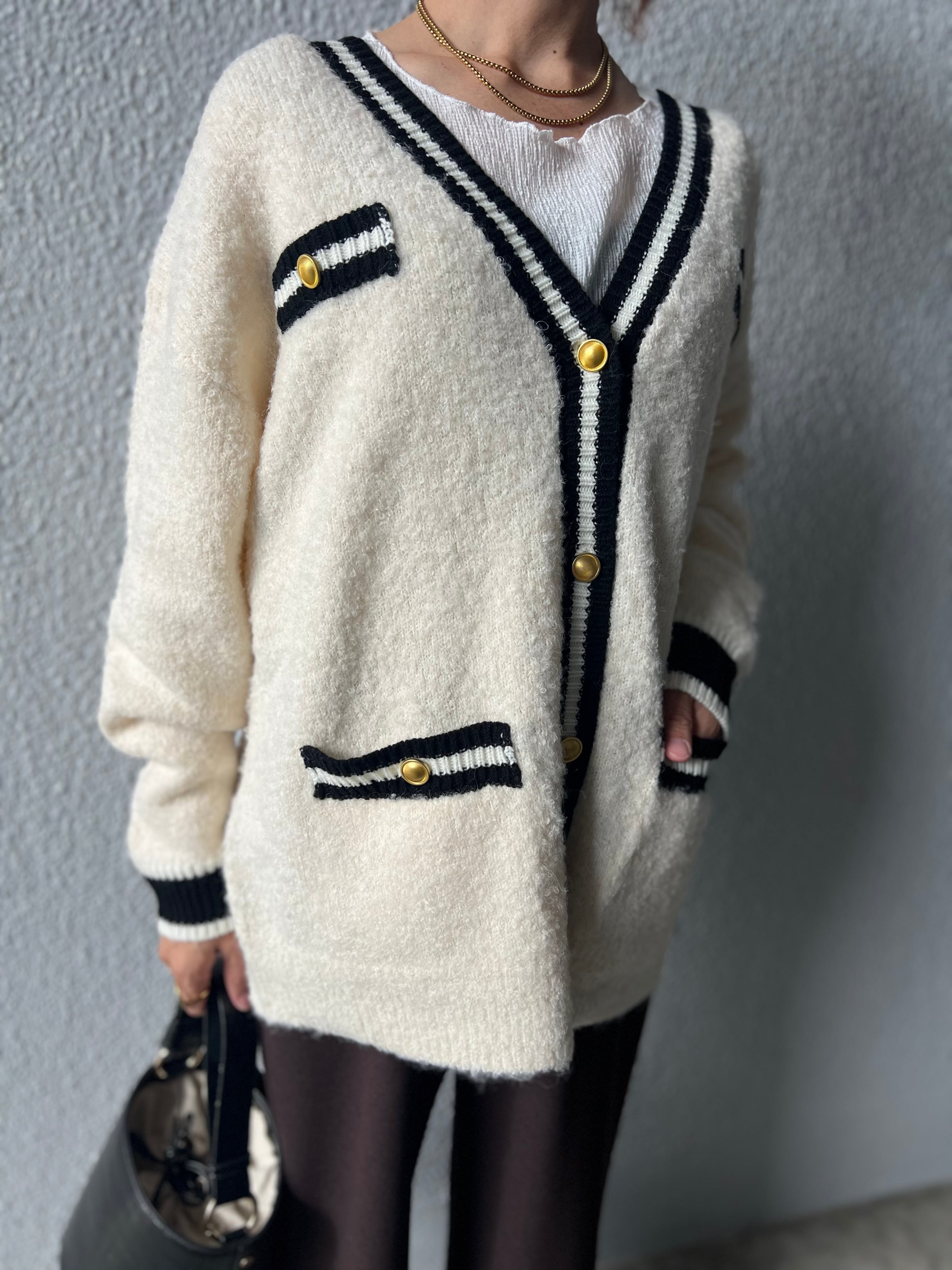 【DOS DIOSAS】ゴールドボタンポケット付きカーディガン D8632