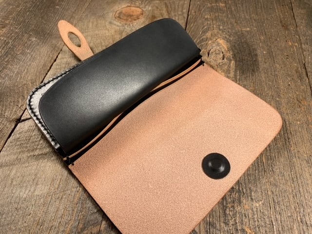 今ならオマケ付】本革 丘染めブラック ロング トラッカーウォレット