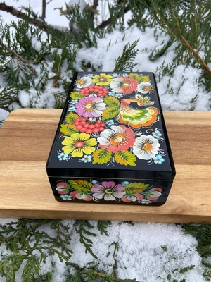 ペトリキフカ塗り　ジュエリーボックス 15сm（ホメンコ作）