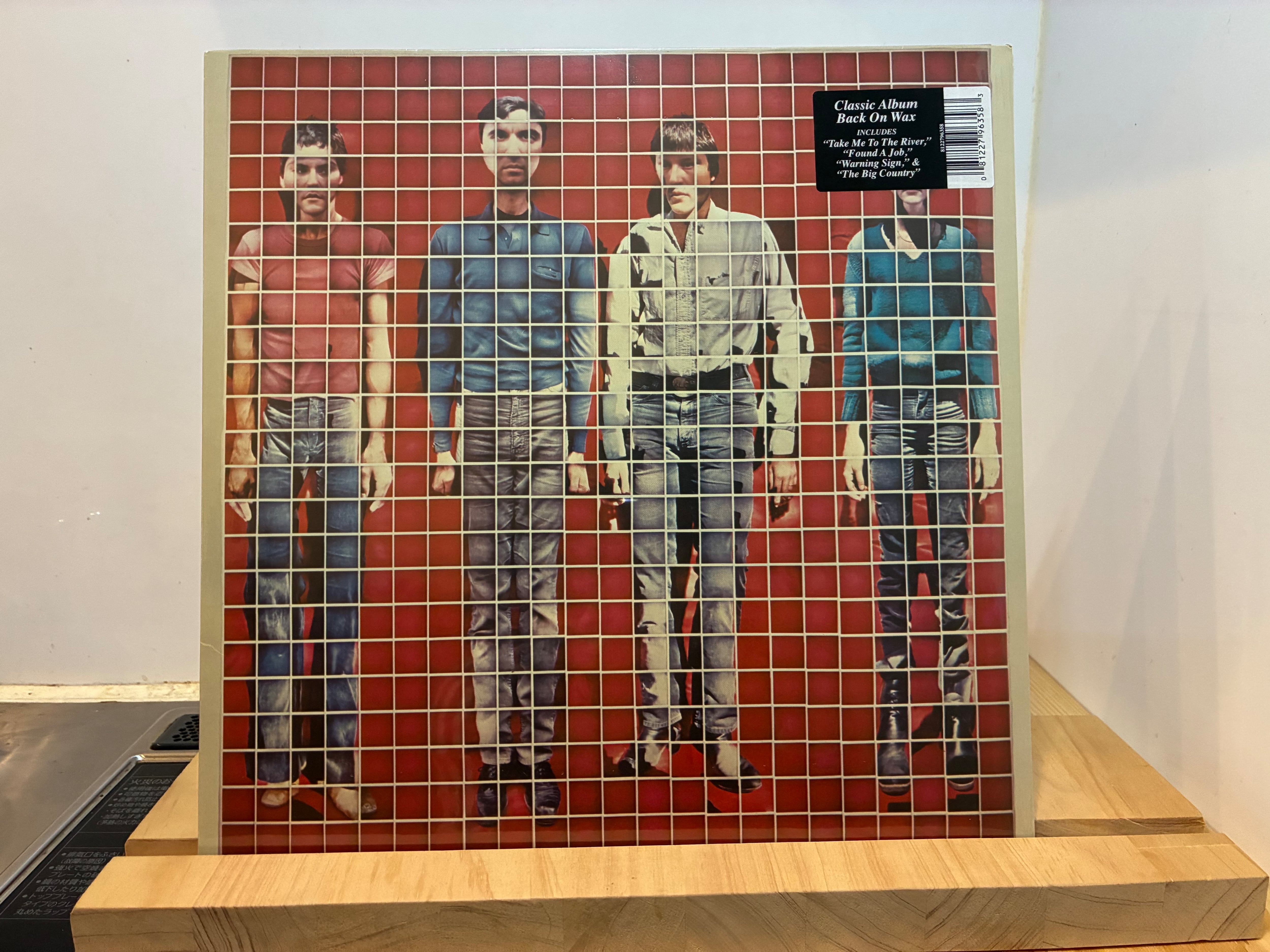 NEW WAVE | sixteen records (シックスティーンレコード)