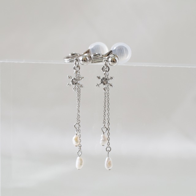 雪の結晶 シルバー 魔法のイヤリング 痛くない 福耳 日本製 金属アレルギー対応 落ちない シンプル 大人 ピアス風 揺れる 送料無料