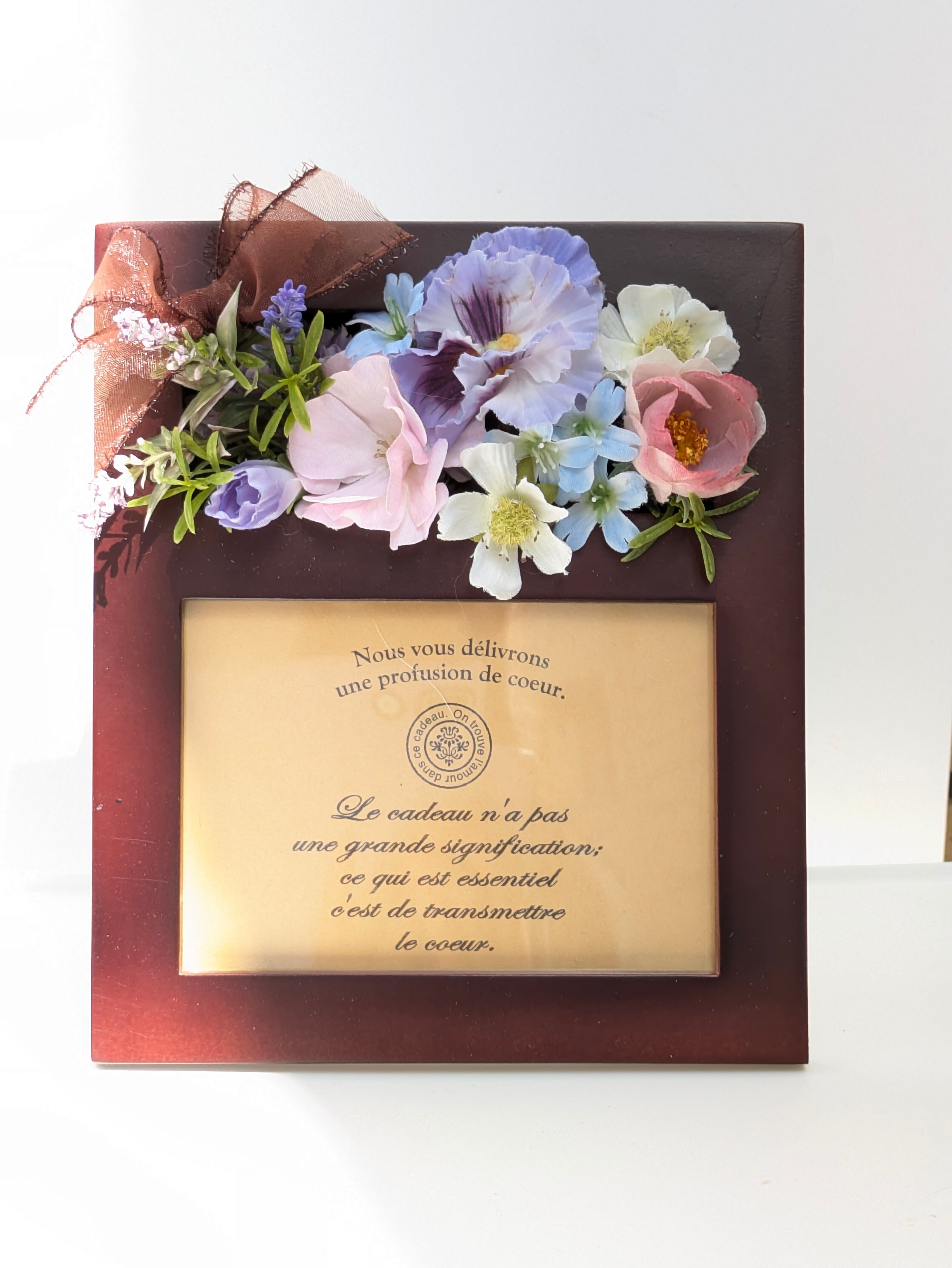 YSアウトレット 高級造花 ペットの遺影フラワーフレーム