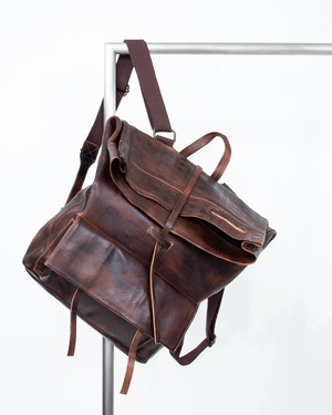 design leather back pack