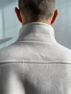 ウクライナ産カシミヤ手刺繍ジャケットコート ユニセックス