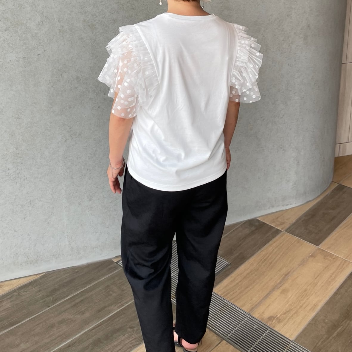 t*に様 keep my closet ドットチュール袖コットン 黒 涼さら【ゆったり着痩せ】360℃大人可愛い♡ドットチュール袖コットンT