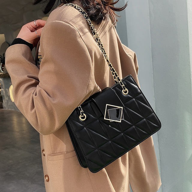 チェーン メッセンジャーバッグ Tiancai_Wing_Bag23395540954